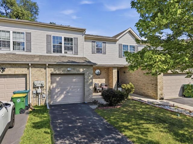 6652 Pioneer Drive, Lower Macungie Twp, PA 18062