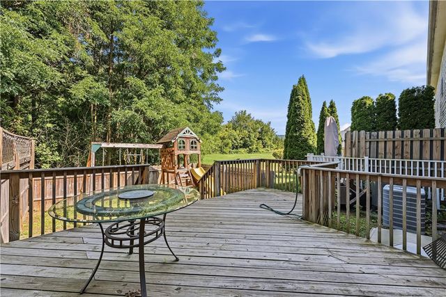 6652 Pioneer Drive, Lower Macungie Twp, PA 18062