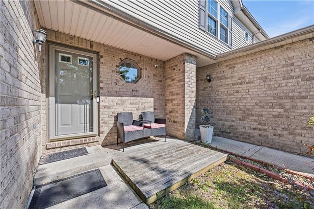 6652 Pioneer Drive, Lower Macungie Twp, PA 18062