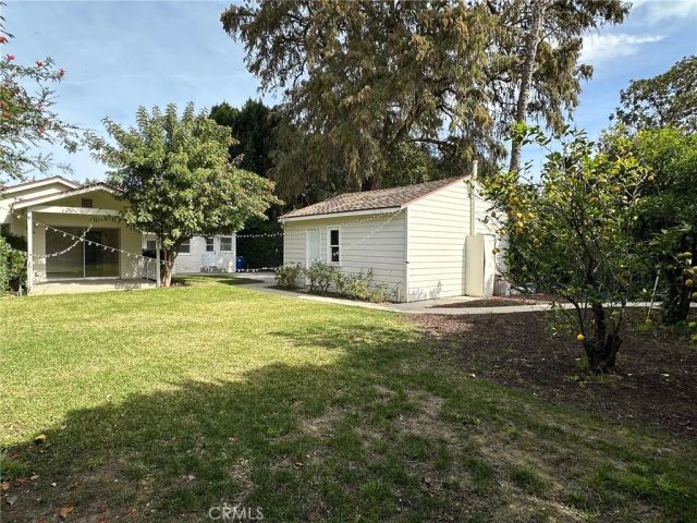 15440 Dickens Street, Sherman Oaks, CA 91403