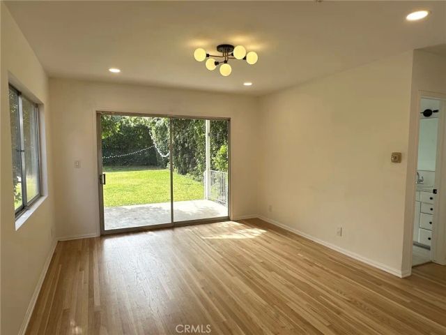 15440 Dickens Street, Sherman Oaks, CA 91403