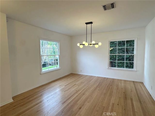 15440 Dickens Street, Sherman Oaks, CA 91403