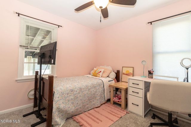 906 7th Street, Maumee, OH 43537