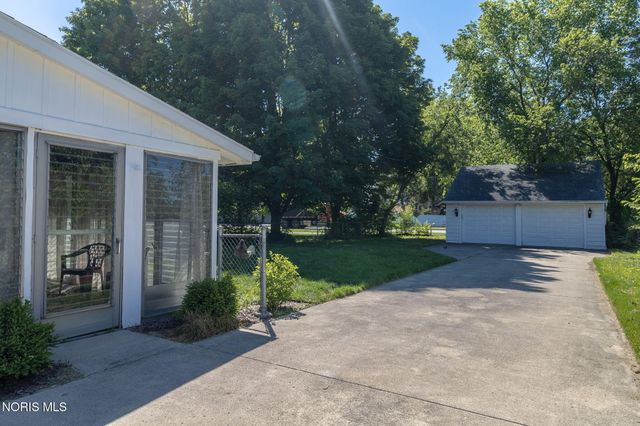 906 7th Street, Maumee, OH 43537