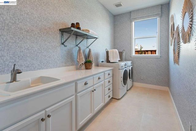 940 Conrad Street, Manteca, CA 95336