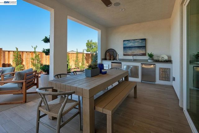 940 Conrad Street, Manteca, CA 95336