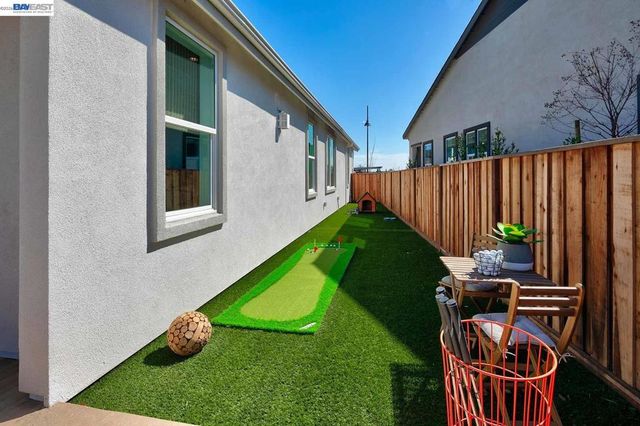 940 Conrad Street, Manteca, CA 95336