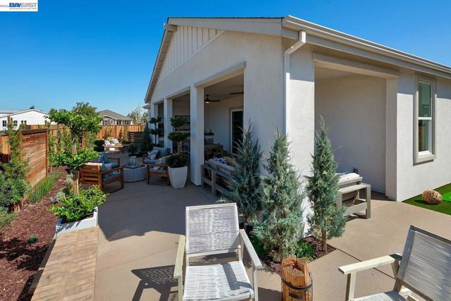 940 Conrad Street, Manteca, CA 95336