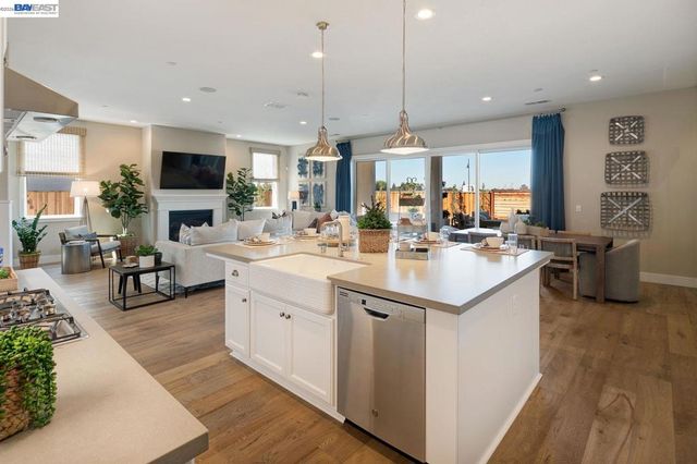 940 Conrad Street, Manteca, CA 95336