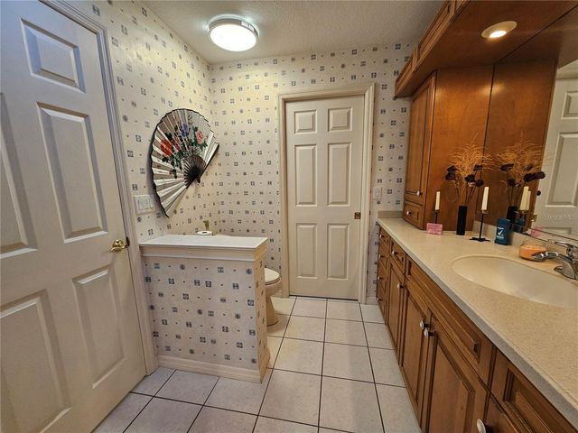 2210 BAYOU DRIVE, Holiday, FL 34691