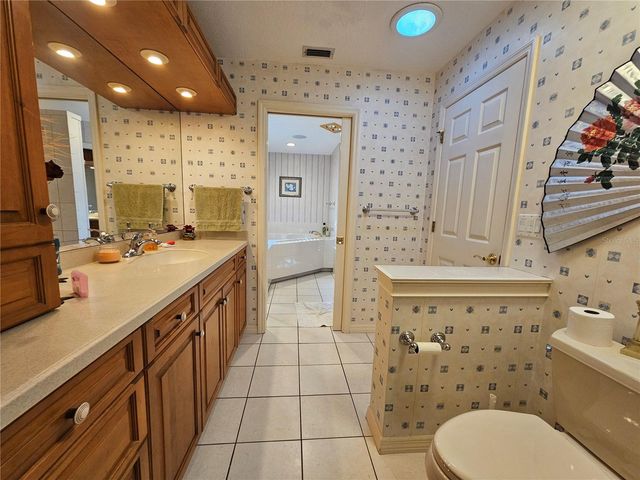 2210 BAYOU DRIVE, Holiday, FL 34691