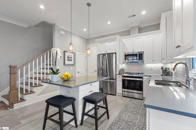 205 Bowman Road, Greenville, SC 29615