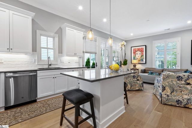 205 Bowman Road, Greenville, SC 29615