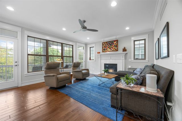 720 Walker Circle, Iowa City, IA 52245