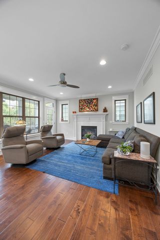 720 Walker Circle, Iowa City, IA 52245