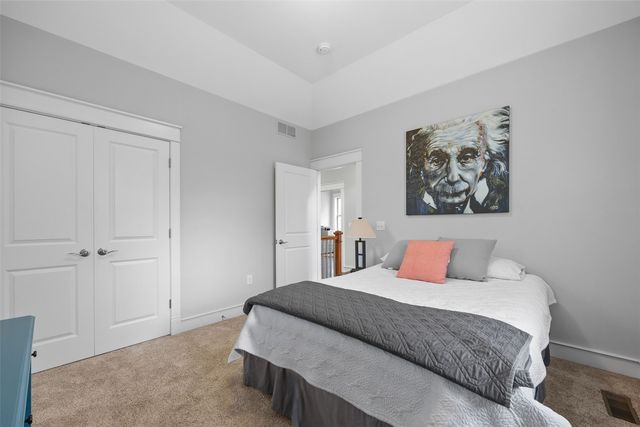 720 Walker Circle, Iowa City, IA 52245