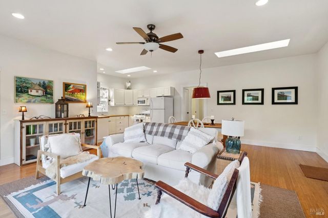 151 Fetters Ave, Sonoma, CA 95476