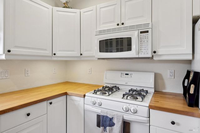 151 Fetters Ave, Sonoma, CA 95476