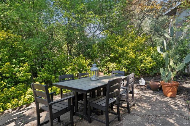 151 Fetters Ave, Sonoma, CA 95476