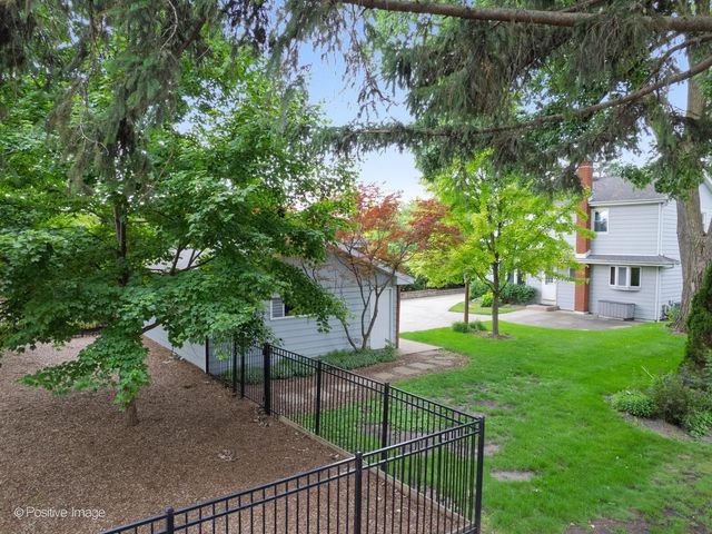 113 N Oak Street, Elmhurst, IL 60126