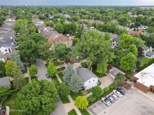 113 N Oak Street, Elmhurst, IL 60126