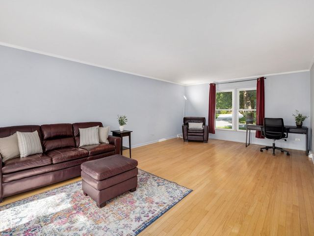 113 N Oak Street, Elmhurst, IL 60126