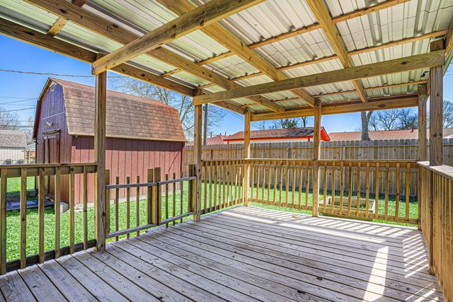 4514 36th Street, Dickinson, TX 77539