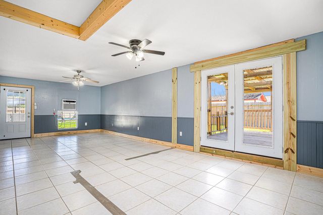 4514 36th Street, Dickinson, TX 77539