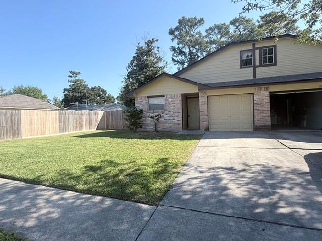 22202 Diane Drive, Spring, TX 77373