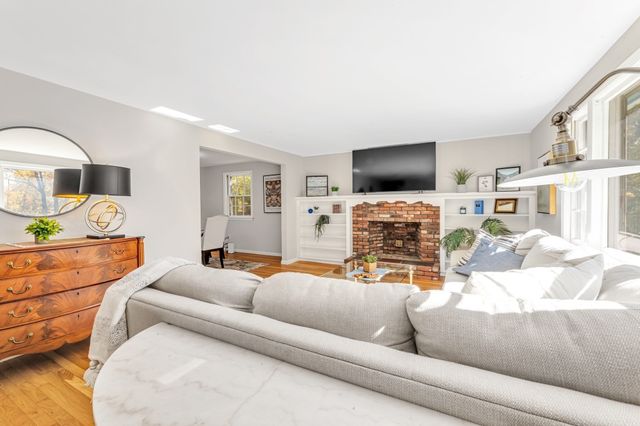 24 Washbrook Road, Sudbury, MA 01776