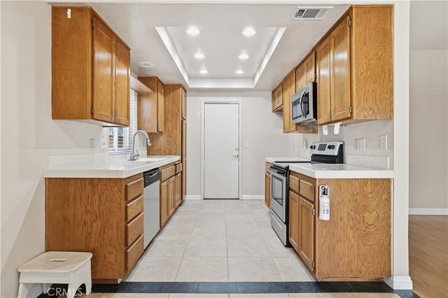 2635 Beech Tree, Hemet, CA 92545