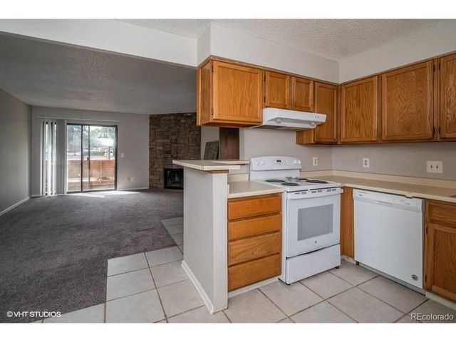 3275 S Ammons St 103, Lakewood, CO 80227