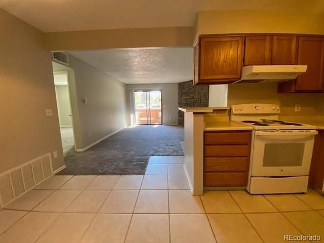 3275 S Ammons St 103, Lakewood, CO 80227