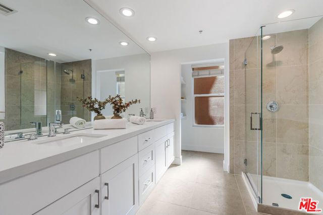 6020 Seabluff Drive 114, Los Angeles, CA 90094