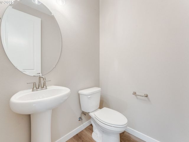 2181 Ne SINGER Ln, Estacada, OR 97023