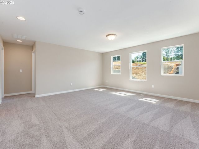 2181 Ne SINGER Ln, Estacada, OR 97023