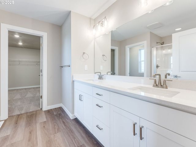 2181 Ne SINGER Ln, Estacada, OR 97023