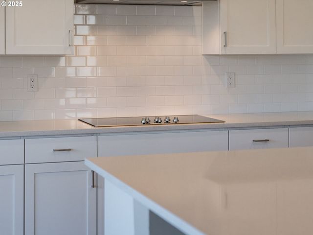 2181 Ne SINGER Ln, Estacada, OR 97023