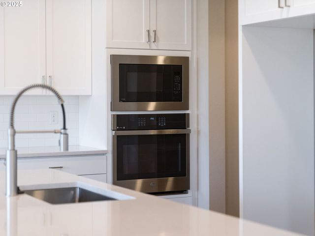 2181 Ne SINGER Ln, Estacada, OR 97023