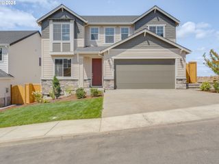 2181 Ne SINGER Ln, Estacada, OR 97023