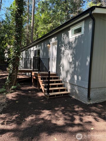 1118 Brentwood Drive, Bremerton, WA 98312