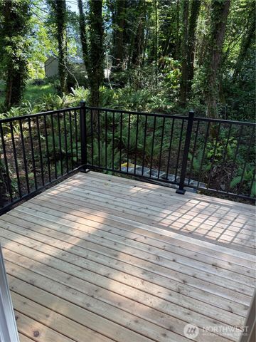 1118 Brentwood Drive, Bremerton, WA 98312