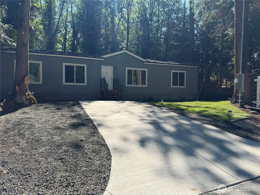 1118 Brentwood Drive, Bremerton, WA 98312