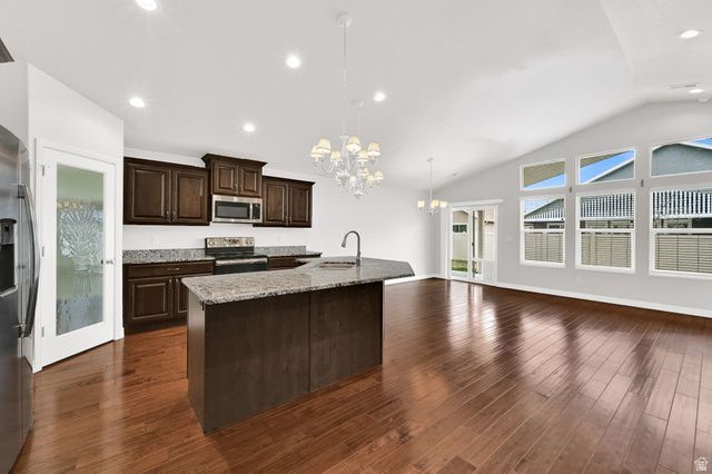 3770 S 3425 W, West Haven, UT 84401