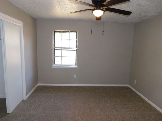 1516 FROST ST, Gilmer, TX 75644