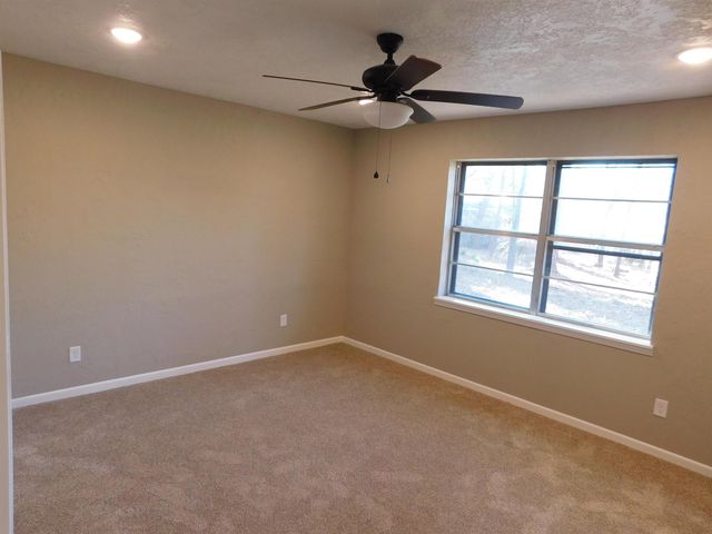 1516 FROST ST, Gilmer, TX 75644