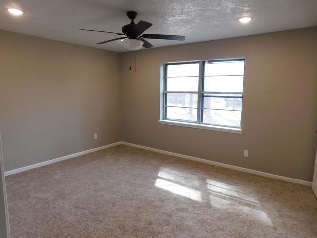 1516 FROST ST, Gilmer, TX 75644