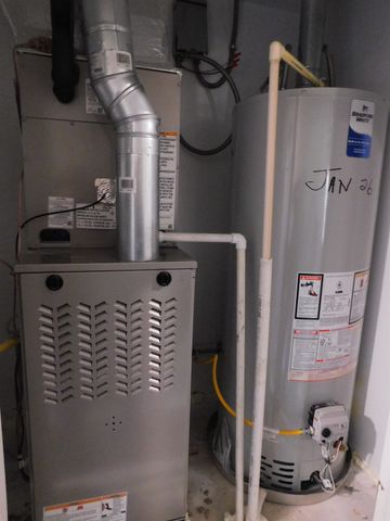 1516 FROST ST, Gilmer, TX 75644