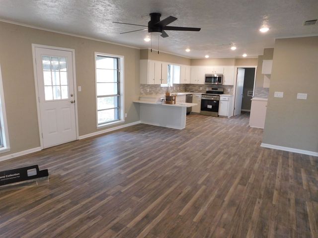 1516 FROST ST, Gilmer, TX 75644