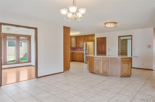 6810 Wynfield Terrace Drive, St Louis, MO 63129